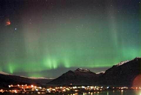 Aurora Photos Sent to ASWFC Magnetogram 