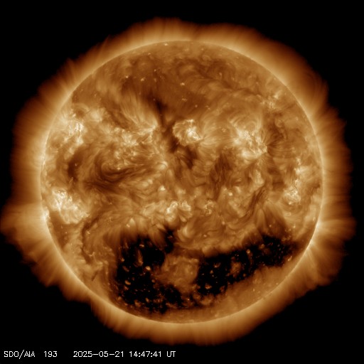 SDO solar image - 193 angstroms - Courtesy of NASA/SDO and the AIA, EVE, and HMI science teams.
